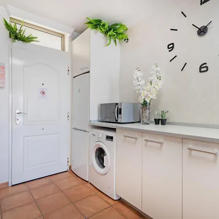 Cozy 2br Retreat With Big Terrace, Peaceful Minutes Away From The Apartament Arguineguin