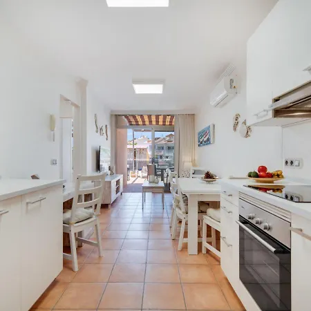 Cozy 2br Retreat With Big Terrace, Peaceful Minutes Away From The Arguineguin